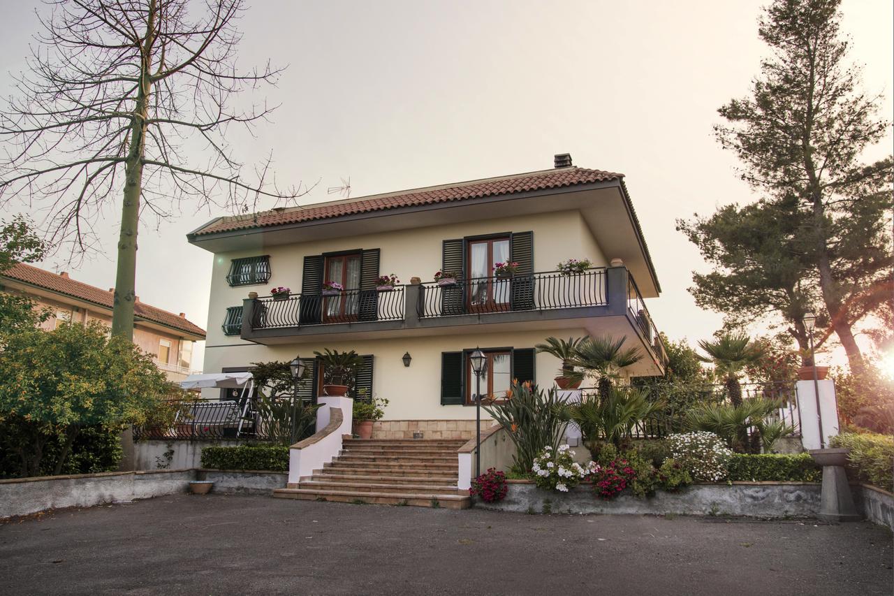 Villa Fraele Acireale Eksteriør billede
